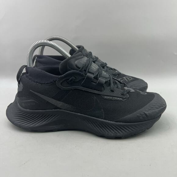 Nike Pegasus Trail 3 Gore-Tex Shoes Women Size 7 Black Waterproof Run Sneakers - Picture 1 of 8
